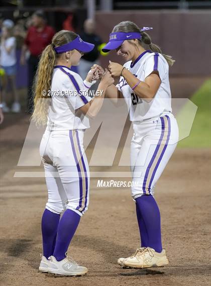 Thumbnail 1 in Queen Creek vs. Xavier College Prep (AIA 6A Final) photogallery.