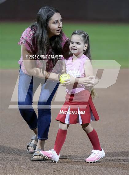 Thumbnail 3 in Queen Creek vs. Xavier College Prep (AIA 6A Final) photogallery.