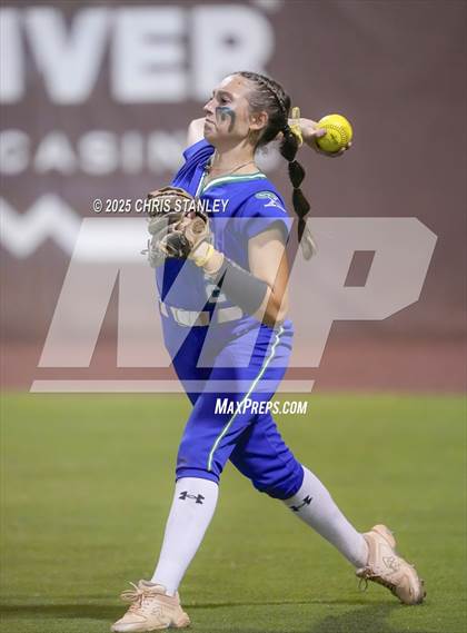 Thumbnail 3 in Queen Creek vs. Xavier College Prep (AIA 6A Final) photogallery.