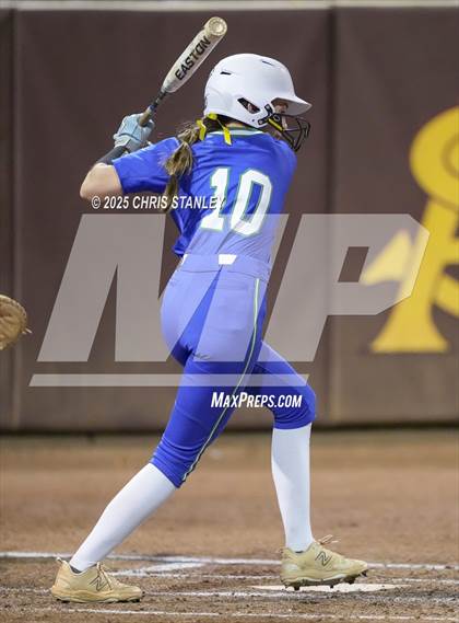 Thumbnail 1 in Queen Creek vs. Xavier College Prep (AIA 6A Final) photogallery.