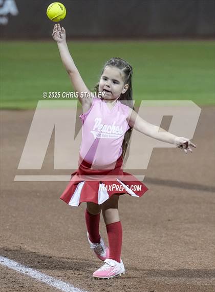 Thumbnail 1 in Queen Creek vs. Xavier College Prep (AIA 6A Final) photogallery.