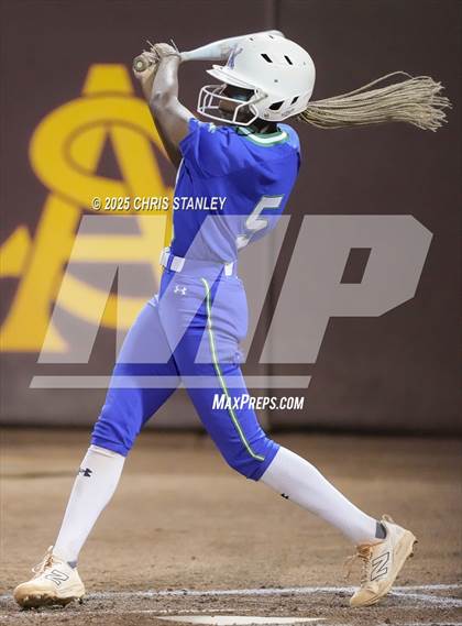 Thumbnail 3 in Queen Creek vs. Xavier College Prep (AIA 6A Final) photogallery.
