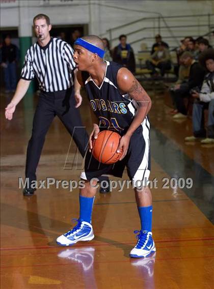 Thumbnail 2 in Jesuit vs Newark Memorial (Gridley Invitational) photogallery.
