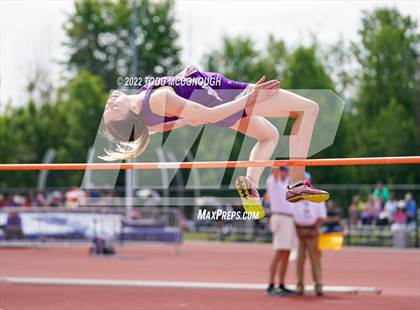 Thumbnail 2 in NYSPHSAA Outdoor Track & Field Championships (High Jump) photogallery.