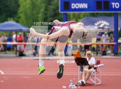 Thumbnail 1 in NYSPHSAA Outdoor Track & Field Championships (High Jump) photogallery.