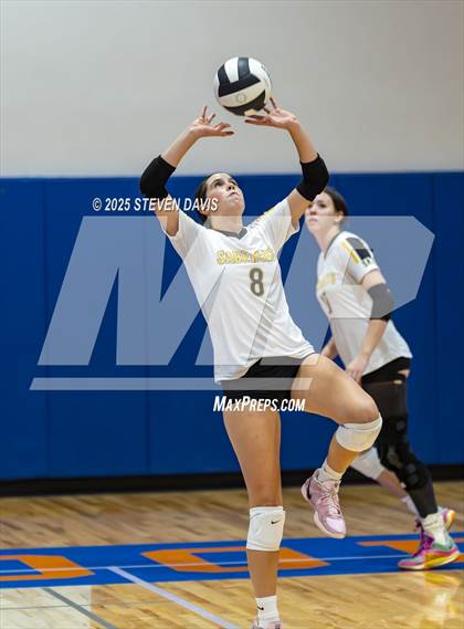 Thumbnail 3 in Xavier College Prep vs. Saguaro (Westwood TOC) photogallery.