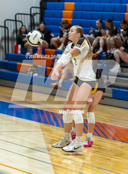 Thumbnail 2 in Xavier College Prep vs. Saguaro (Westwood TOC) photogallery.
