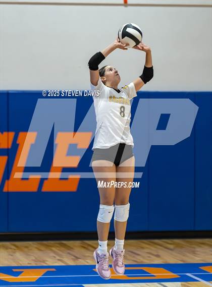 Thumbnail 2 in Xavier College Prep vs. Saguaro (Westwood TOC) photogallery.