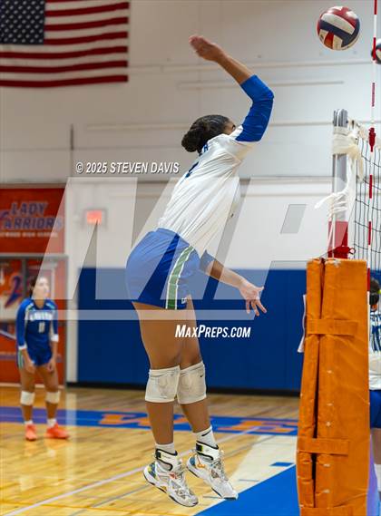 Thumbnail 3 in Xavier College Prep vs. Saguaro (Westwood TOC) photogallery.