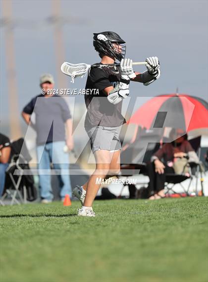Thumbnail 3 in Grandview vs Resurrection Christian (Mile High Harvest) photogallery.