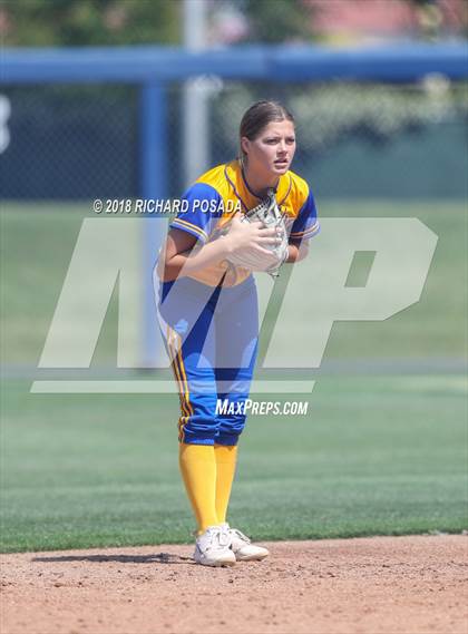 Thumbnail 2 in Exeter vs. Coalinga (CIF D4 Final) photogallery.