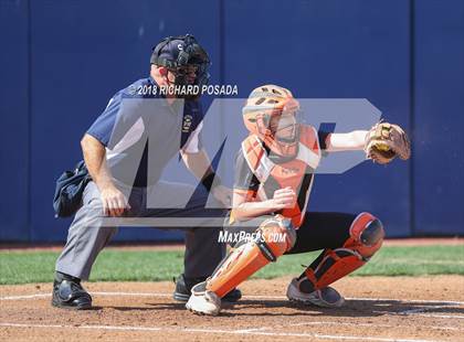 Thumbnail 3 in Exeter vs. Coalinga (CIF D4 Final) photogallery.