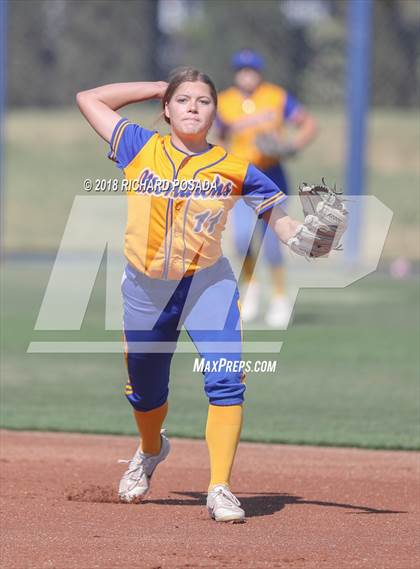Thumbnail 3 in Exeter vs. Coalinga (CIF D4 Final) photogallery.