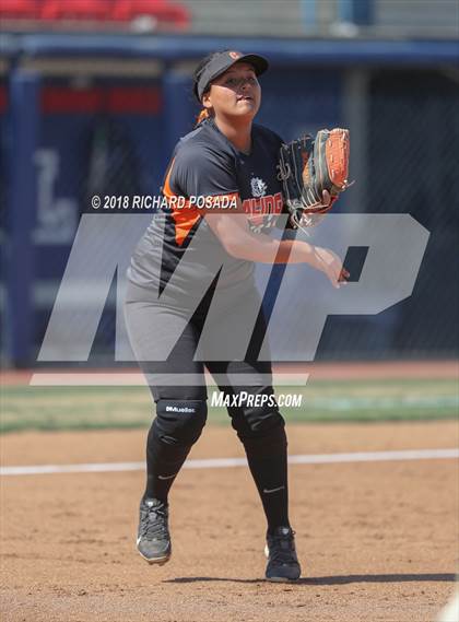 Thumbnail 2 in Exeter vs. Coalinga (CIF D4 Final) photogallery.