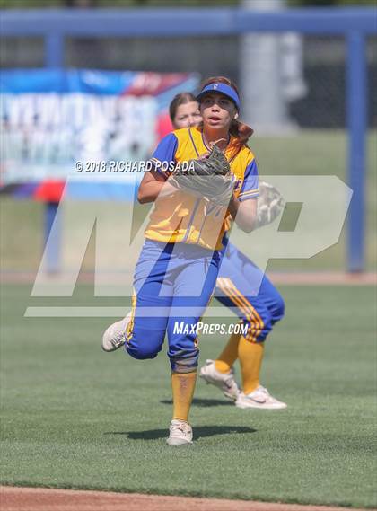 Thumbnail 3 in Exeter vs. Coalinga (CIF D4 Final) photogallery.