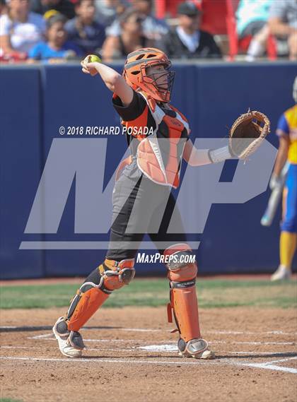 Thumbnail 3 in Exeter vs. Coalinga (CIF D4 Final) photogallery.