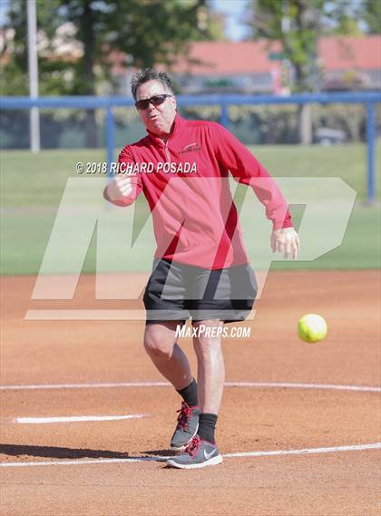 Thumbnail 1 in Exeter vs. Coalinga (CIF D4 Final) photogallery.