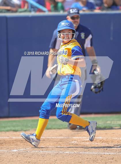 Thumbnail 1 in Exeter vs. Coalinga (CIF D4 Final) photogallery.