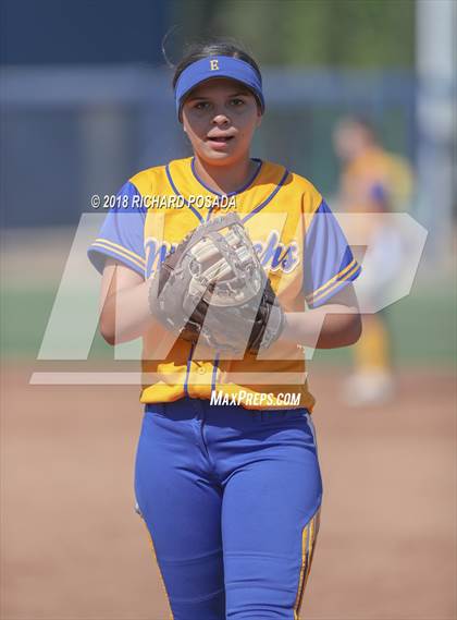 Thumbnail 3 in Exeter vs. Coalinga (CIF D4 Final) photogallery.