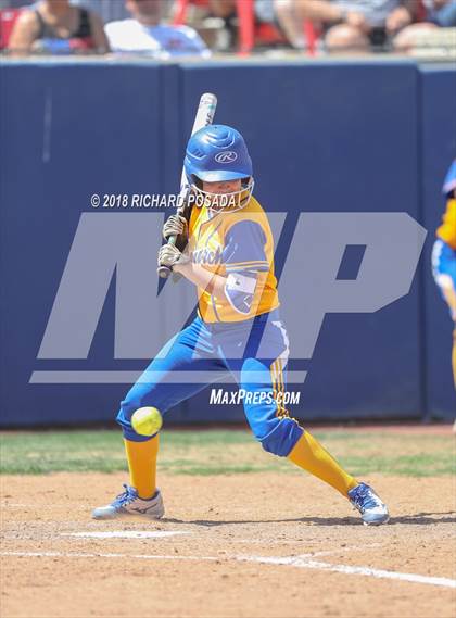 Thumbnail 2 in Exeter vs. Coalinga (CIF D4 Final) photogallery.