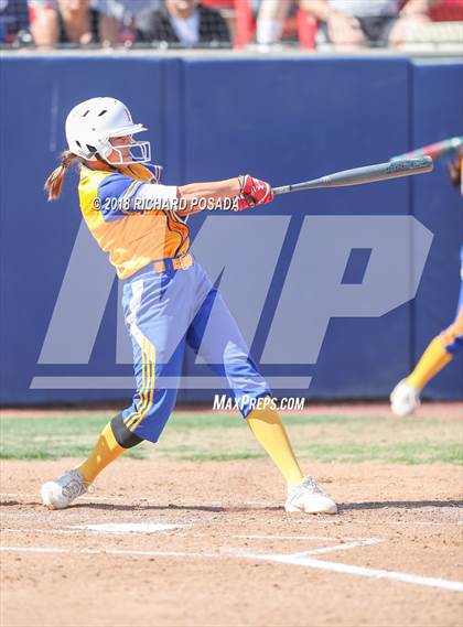 Thumbnail 1 in Exeter vs. Coalinga (CIF D4 Final) photogallery.