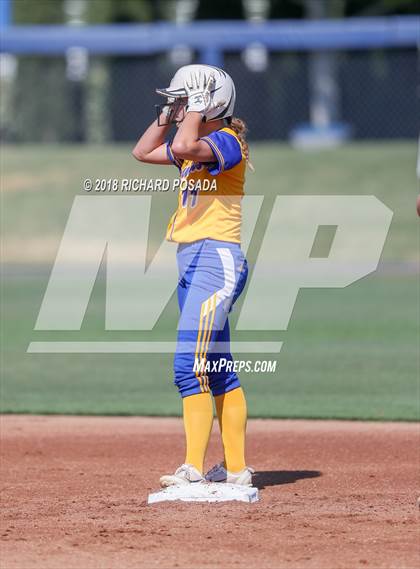 Thumbnail 1 in Exeter vs. Coalinga (CIF D4 Final) photogallery.