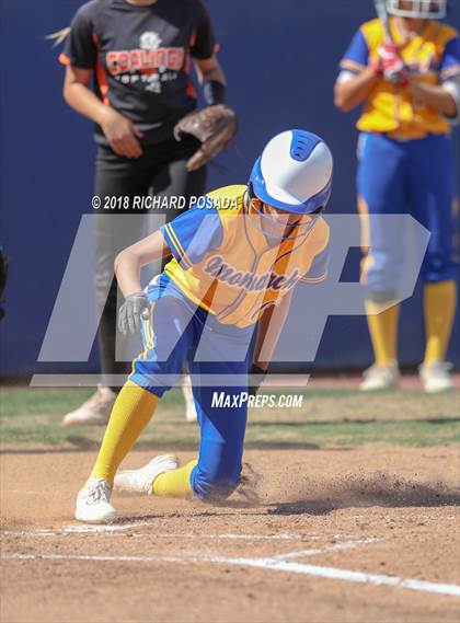 Thumbnail 2 in Exeter vs. Coalinga (CIF D4 Final) photogallery.