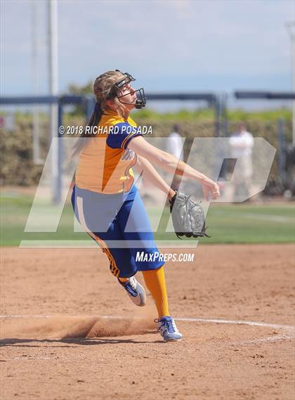 Thumbnail 2 in Exeter vs. Coalinga (CIF D4 Final) photogallery.