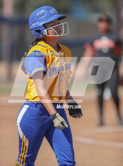 Thumbnail 3 in Exeter vs. Coalinga (CIF D4 Final) photogallery.