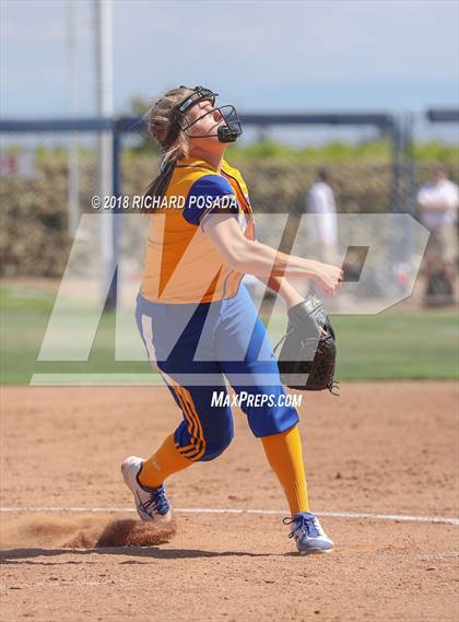Thumbnail 3 in Exeter vs. Coalinga (CIF D4 Final) photogallery.