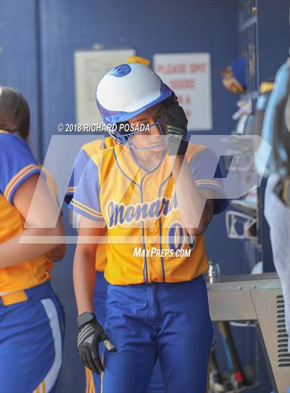 Thumbnail 2 in Exeter vs. Coalinga (CIF D4 Final) photogallery.