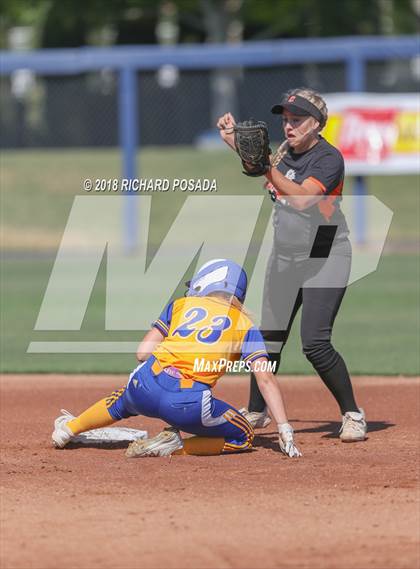 Thumbnail 1 in Exeter vs. Coalinga (CIF D4 Final) photogallery.