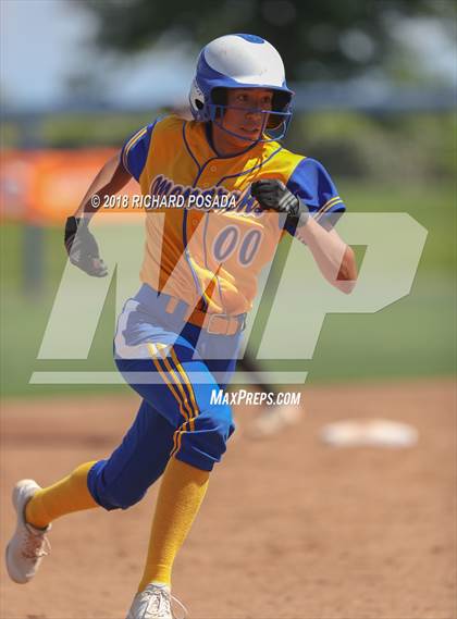 Thumbnail 1 in Exeter vs. Coalinga (CIF D4 Final) photogallery.