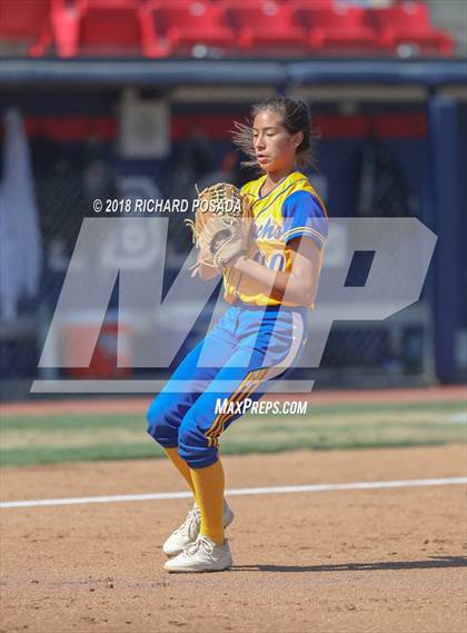 Thumbnail 2 in Exeter vs. Coalinga (CIF D4 Final) photogallery.