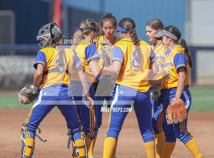 Thumbnail 3 in Exeter vs. Coalinga (CIF D4 Final) photogallery.