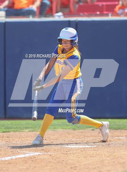 Thumbnail 2 in Exeter vs. Coalinga (CIF D4 Final) photogallery.