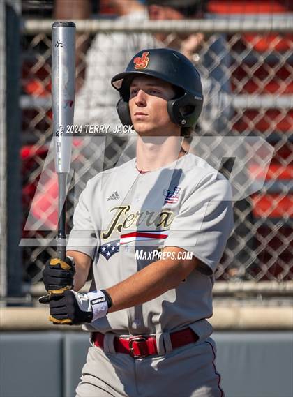 Thumbnail 2 in JSerra Catholic @ Mater Dei photogallery.