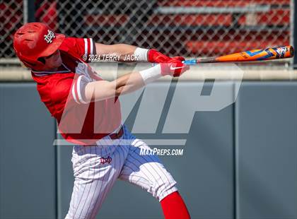 Thumbnail 2 in JSerra Catholic @ Mater Dei photogallery.