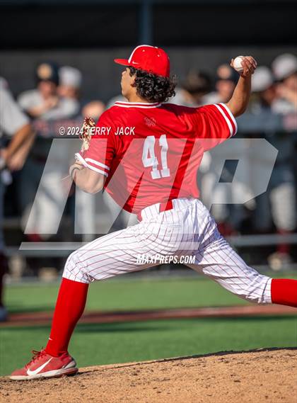 Thumbnail 1 in JSerra Catholic @ Mater Dei photogallery.