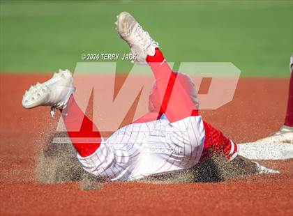 Thumbnail 2 in JSerra Catholic @ Mater Dei photogallery.
