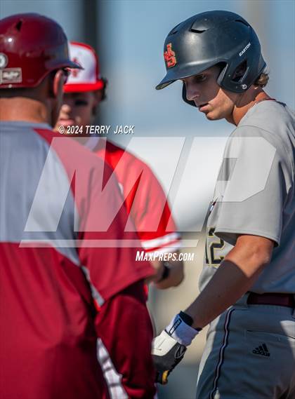 Thumbnail 2 in JSerra Catholic @ Mater Dei photogallery.