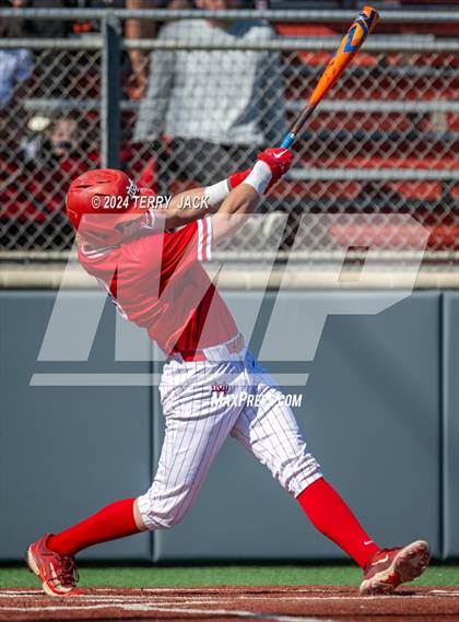 Thumbnail 2 in JSerra Catholic @ Mater Dei photogallery.