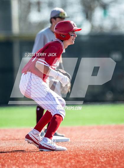 Thumbnail 3 in JSerra Catholic @ Mater Dei photogallery.