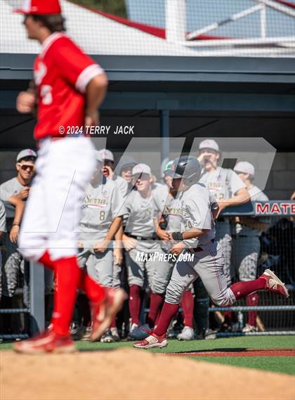 Thumbnail 2 in JSerra Catholic @ Mater Dei photogallery.
