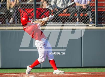 Thumbnail 2 in JSerra Catholic @ Mater Dei photogallery.