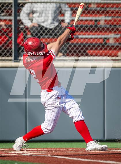 Thumbnail 2 in JSerra Catholic @ Mater Dei photogallery.