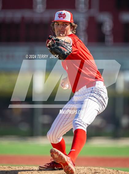 Thumbnail 2 in JSerra Catholic @ Mater Dei photogallery.