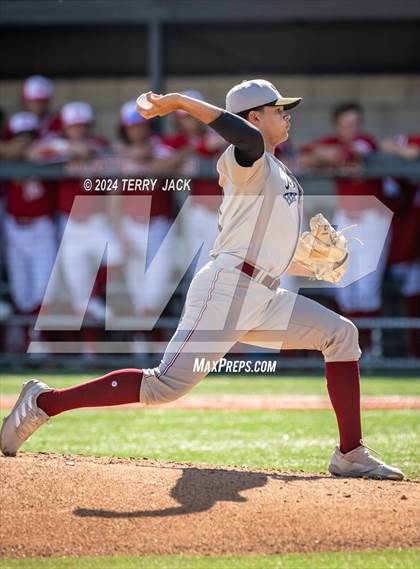 Thumbnail 1 in JSerra Catholic @ Mater Dei photogallery.