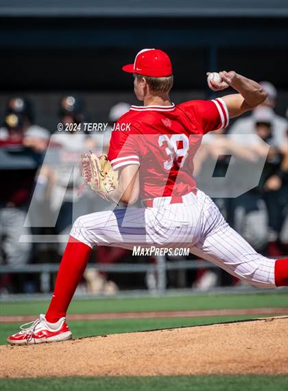 Thumbnail 2 in JSerra Catholic @ Mater Dei photogallery.