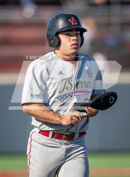 Thumbnail 1 in JSerra Catholic @ Mater Dei photogallery.